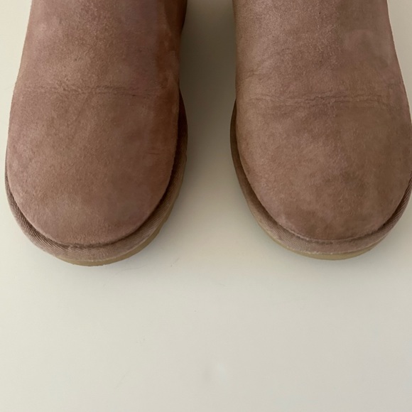 UGG  Irina Boot with Swarovski crystals Pin Closure in Dusk Blush Pink size 7 - Picture 4 of 13